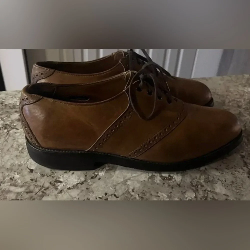 Allen Edmonds Corporate Casuals Oxfords Leather Shoes Cap Toe Size 9.5D‎